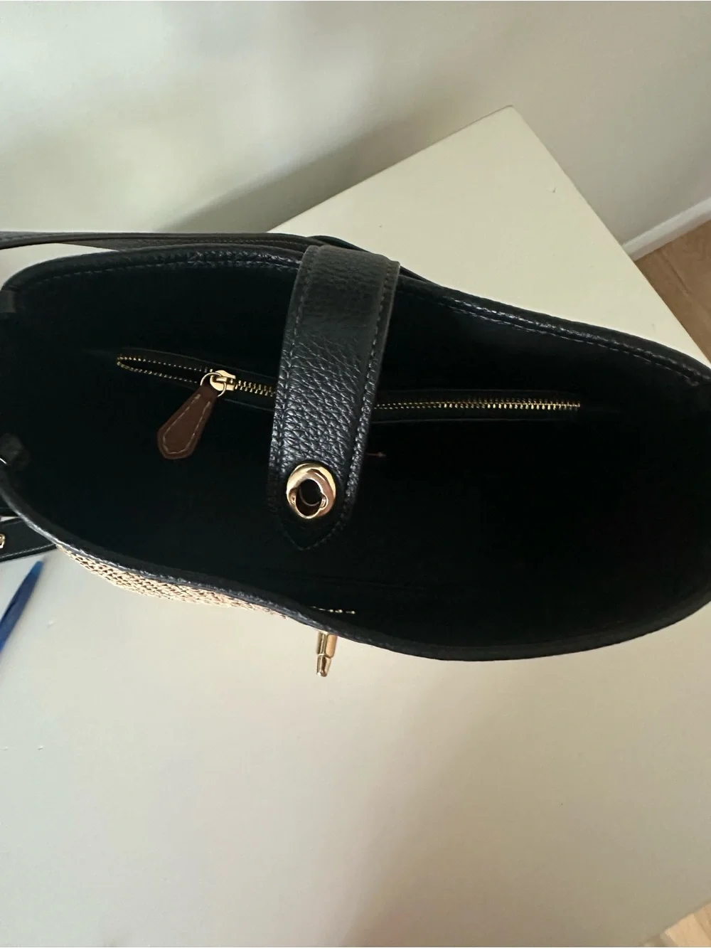 COACH Hadley Turnlock Crossbody Bag in Straw and Black Leather